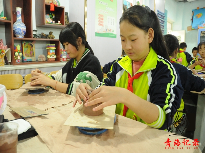 西宁市城北区泉湾小学开展研学活动