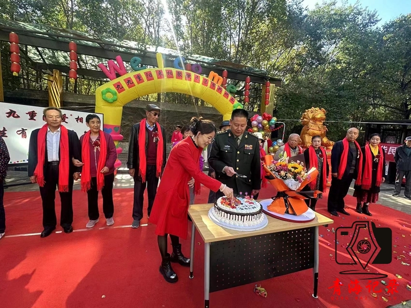 西宁南川东路兴旺社区 九九重阳来相聚 便民集市共欢乐