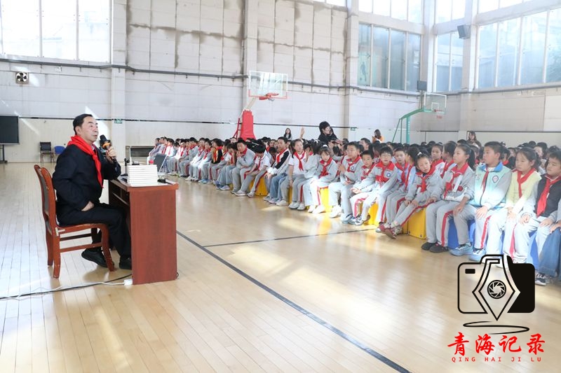 杰出校友黄建平院士重返西宁市五四小学 科学家精神点亮学子科学理想